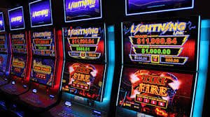 belijitu slot live casino blackjack table with real dealer and multi-camera feed